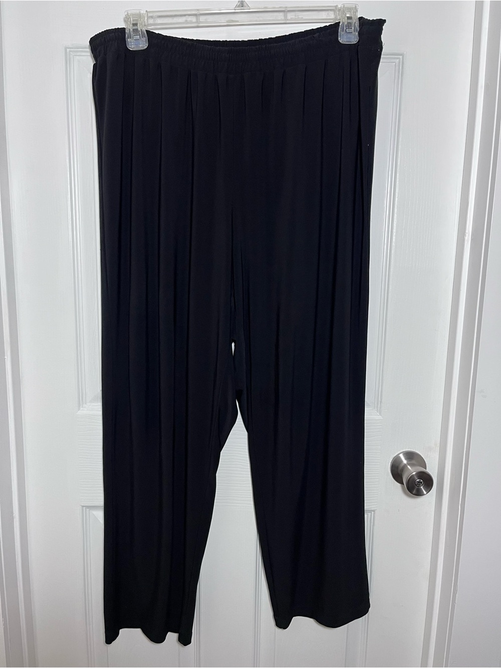 Alfred Dunner Flowy Black Wide-Leg Pull-On Pants